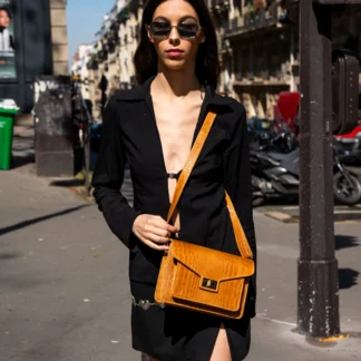 AMBER CROCOS CAMEL